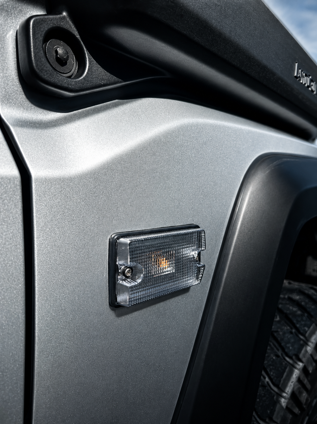 70 series facelift clear side indicators
